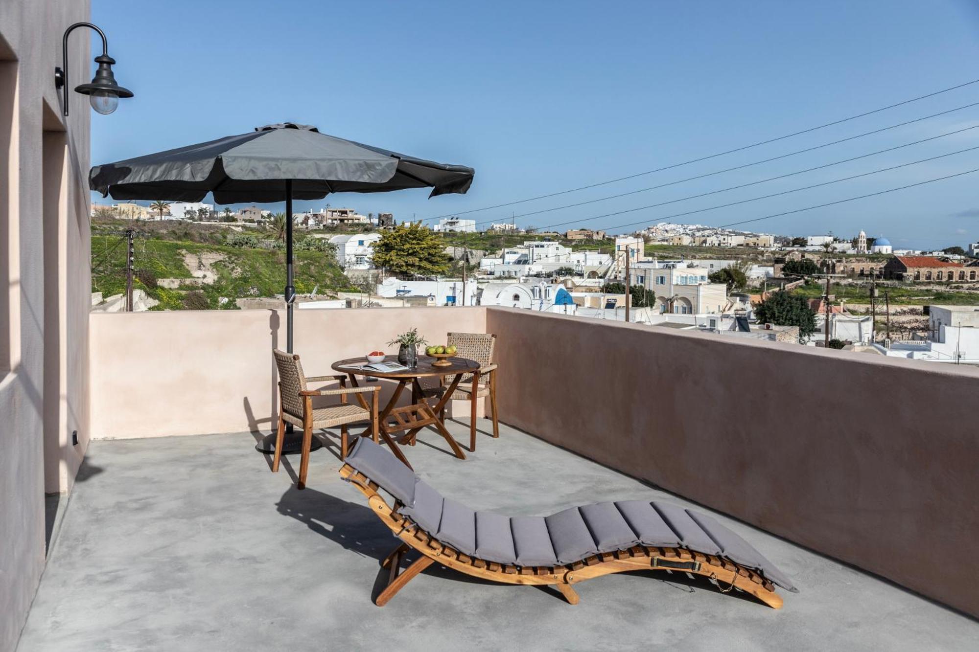 Frescoes Luxury Suites By Kb Hospitality Mesaria Buitenkant foto